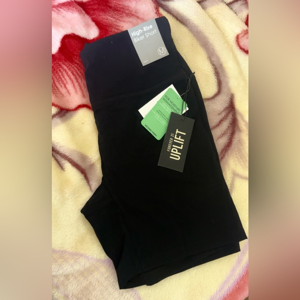 ✨NEW✨ Black Uplift Biker Shorts